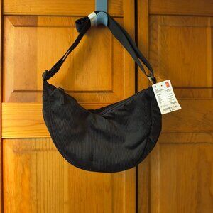 Uniqlo Black Corduroy Round Mini Shoulder Bag